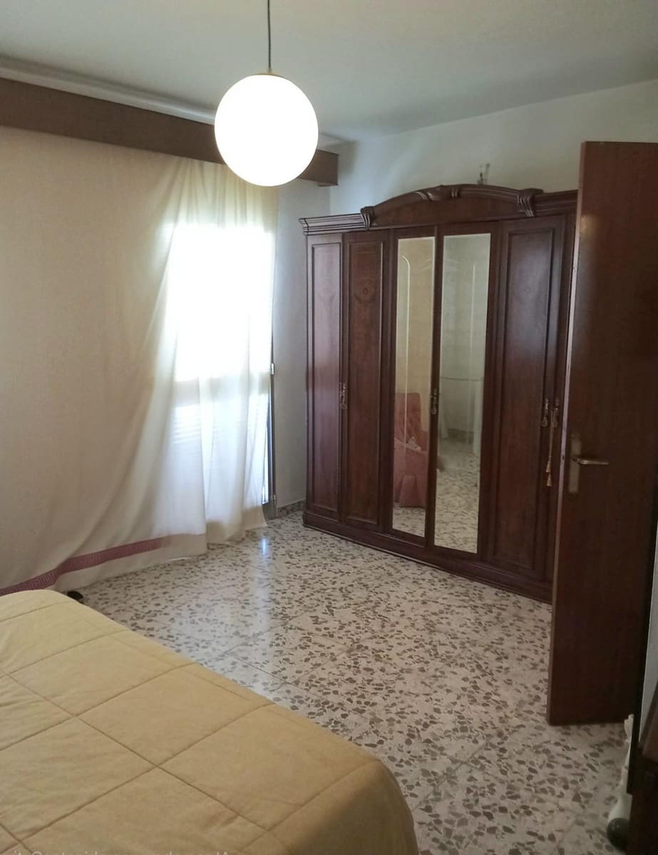 4 bedroom Apartment for sale in Cartama - € 259,900 (Ref: 9770600)