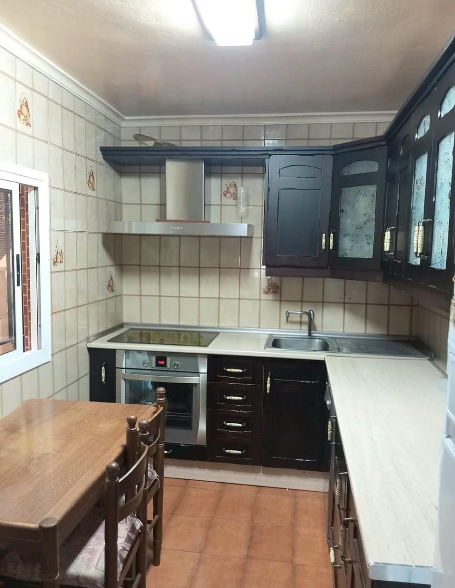 4 bedroom Apartment for sale in Cartama - € 259,900 (Ref: 9770600)