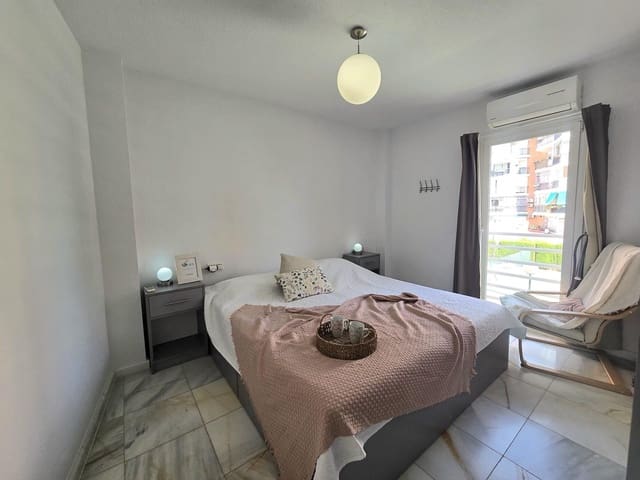 2 soveværelse Lejlighed til salg i Torremolinos med swimmingpool garage - € 350.000 (Ref: 9783068)