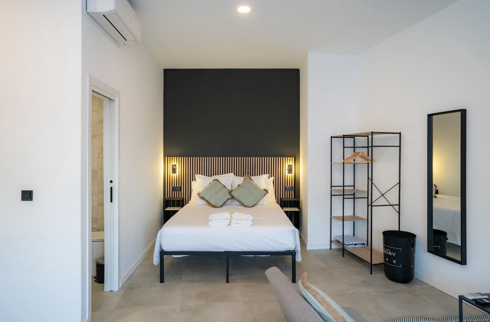 1 soverom Leilighet til salgs i Malaga by med svømmebasseng - € 198 000 (Ref: 9788349)