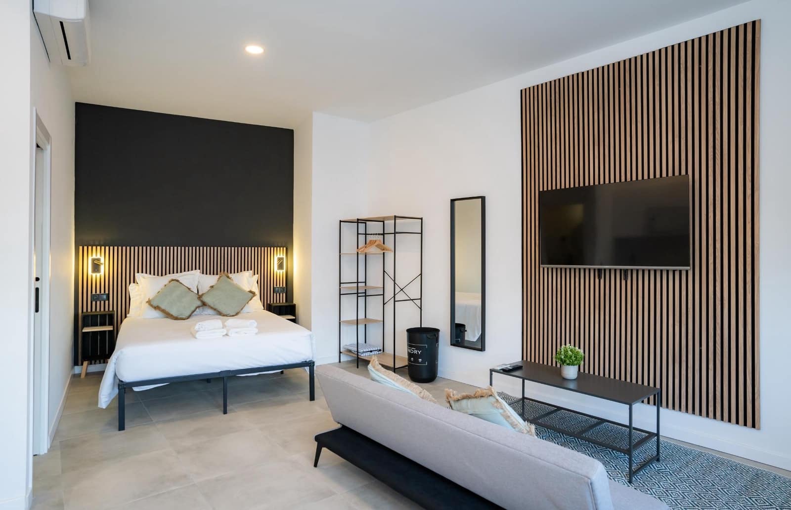 1 soverom Leilighet til salgs i Malaga by med svømmebasseng - € 198 000 (Ref: 9788349)