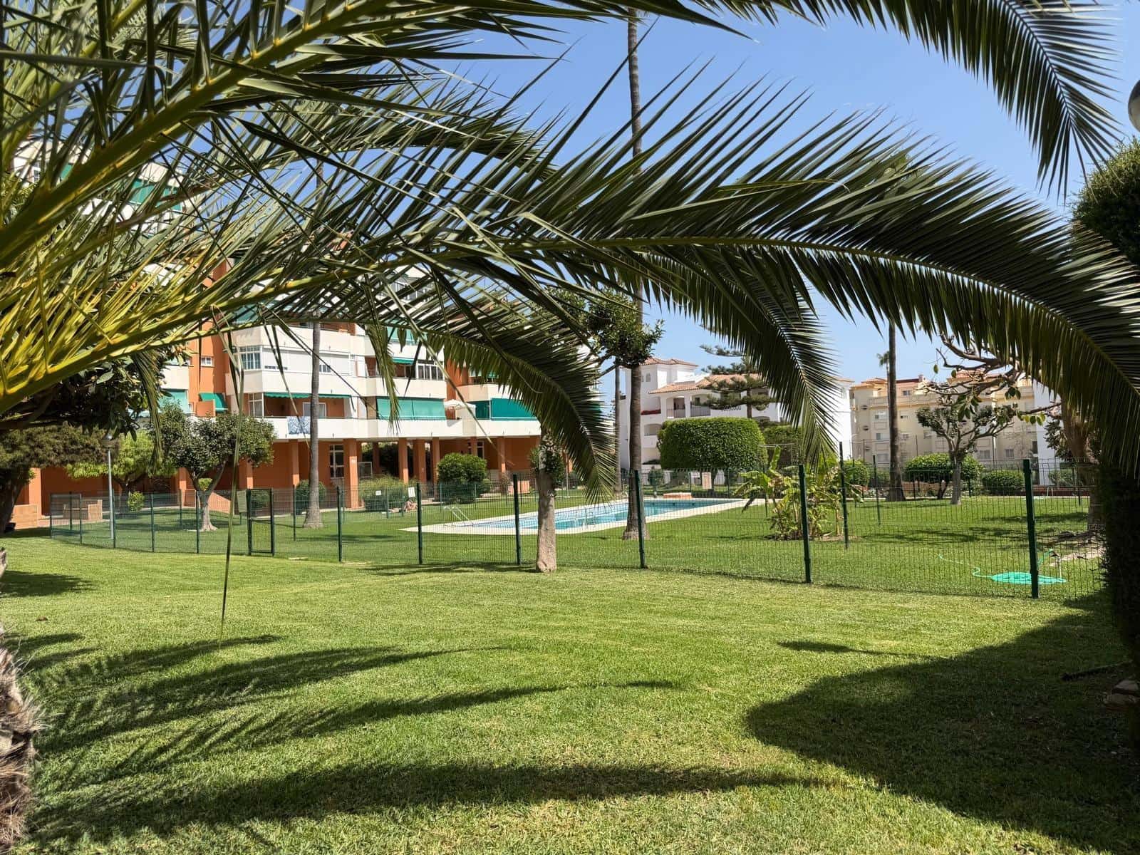 3 bedroom Flat for sale in Torremolinos with pool - € 340,000 (Ref: 9794551)