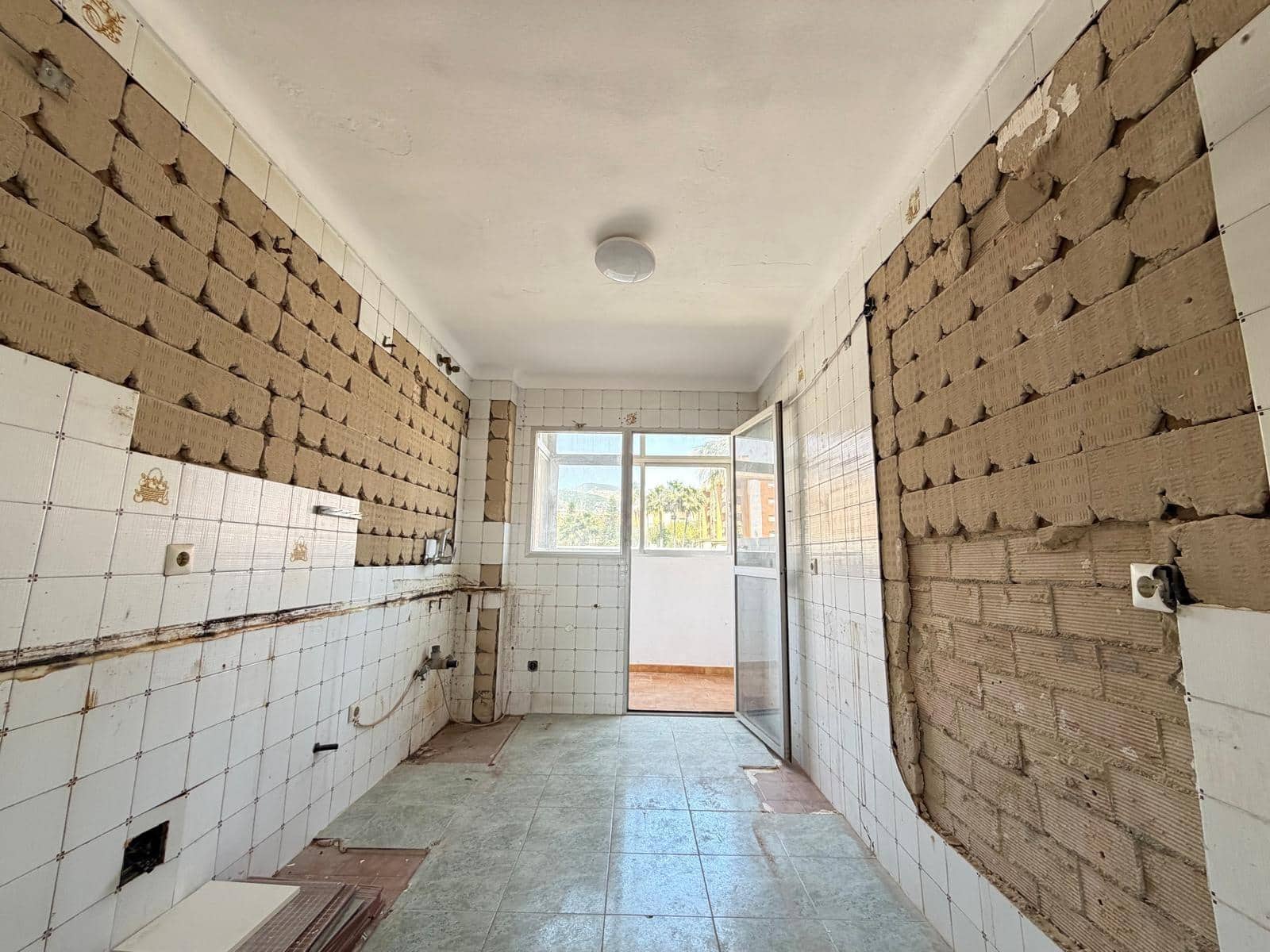 3 bedroom Flat for sale in Torremolinos with pool - € 340,000 (Ref: 9794551)