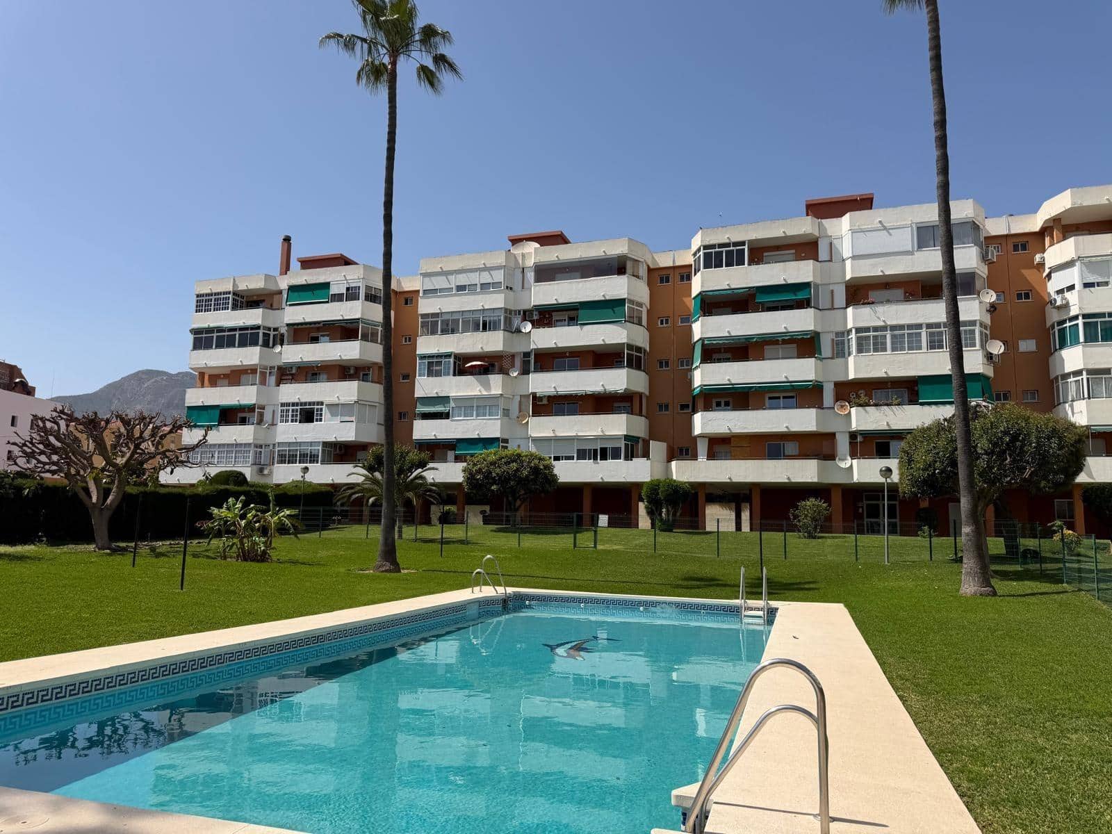 3 bedroom Flat for sale in Torremolinos with pool - € 340,000 (Ref: 9794551)
