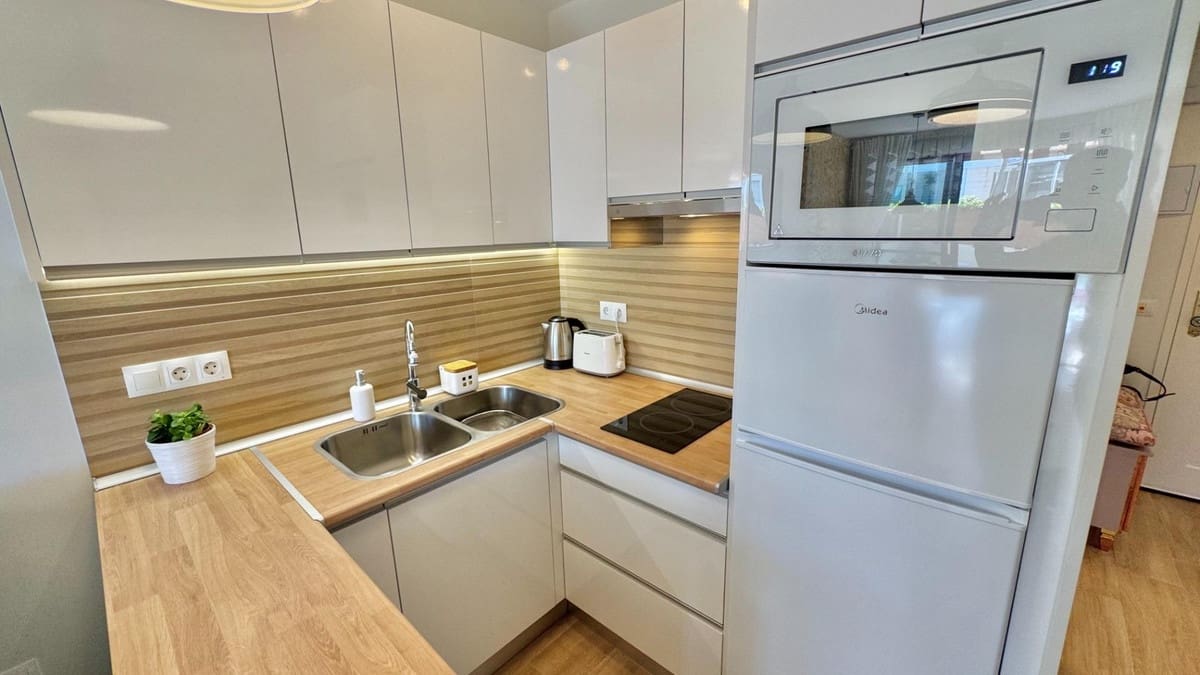 2 bedroom Apartment for sale in Torremolinos with garage - € 450,000 (Ref: 9794552)