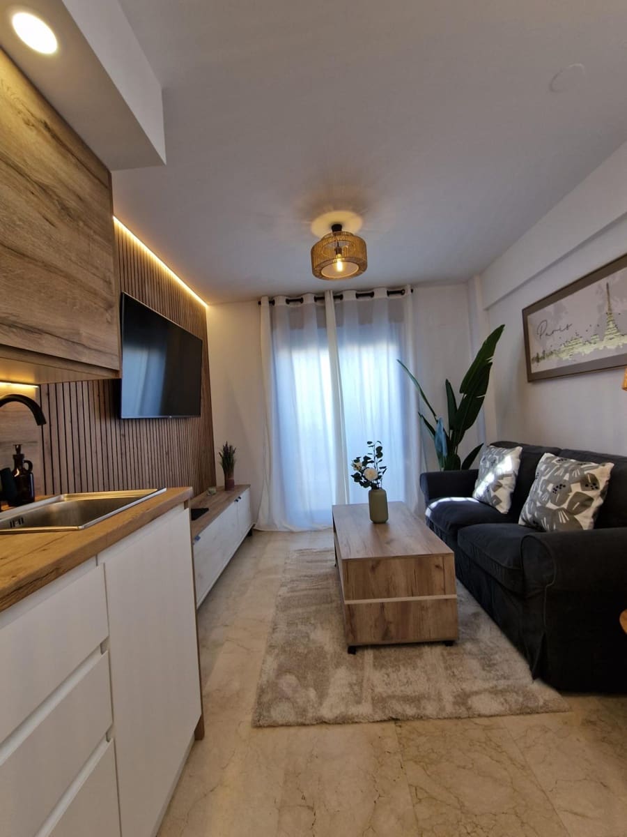 1 soveværelse Penthouse til salg i Torrequebrada med swimmingpool garage - € 329.000 (Ref: 9799171)