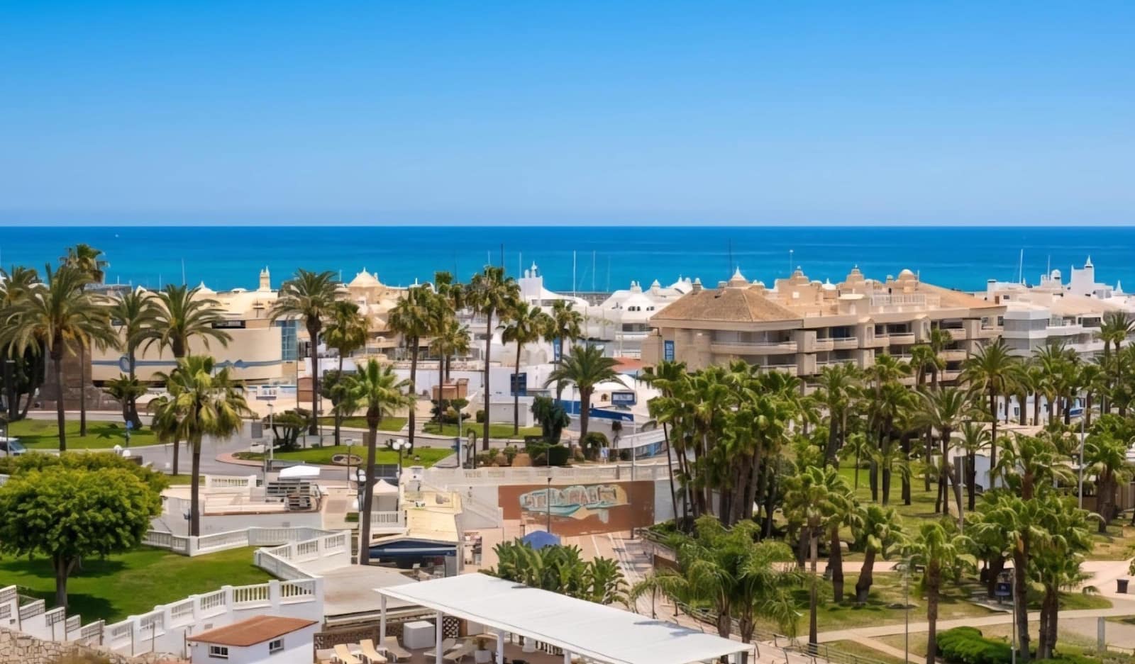 1 makuuhuone Asunto myytävänä paikassa Benalmadena mukana 
autotalli - 267 000 € (Ref: 9799174)