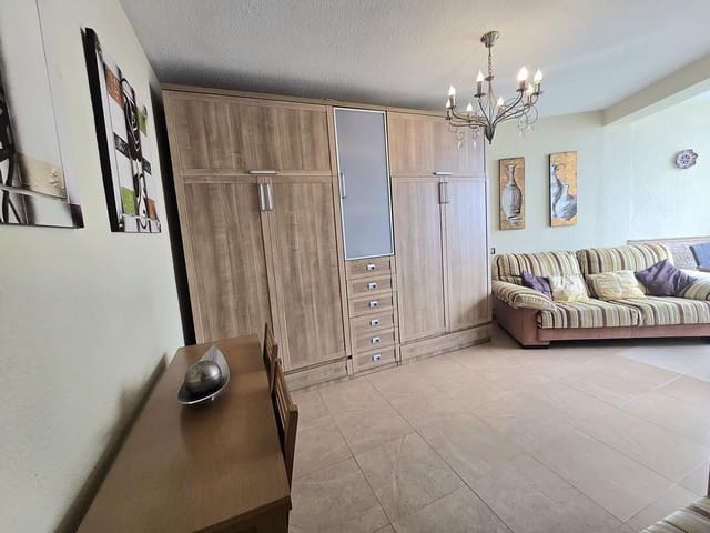 1 makuuhuone Asunto myytävänä paikassa Puerto Marina, Benalmádena mukana 
autotalli - 267 000 € (Ref: 9799174)