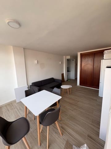 Studio for rent in Torremolinos with pool - € 780 (Ref: 9801301)