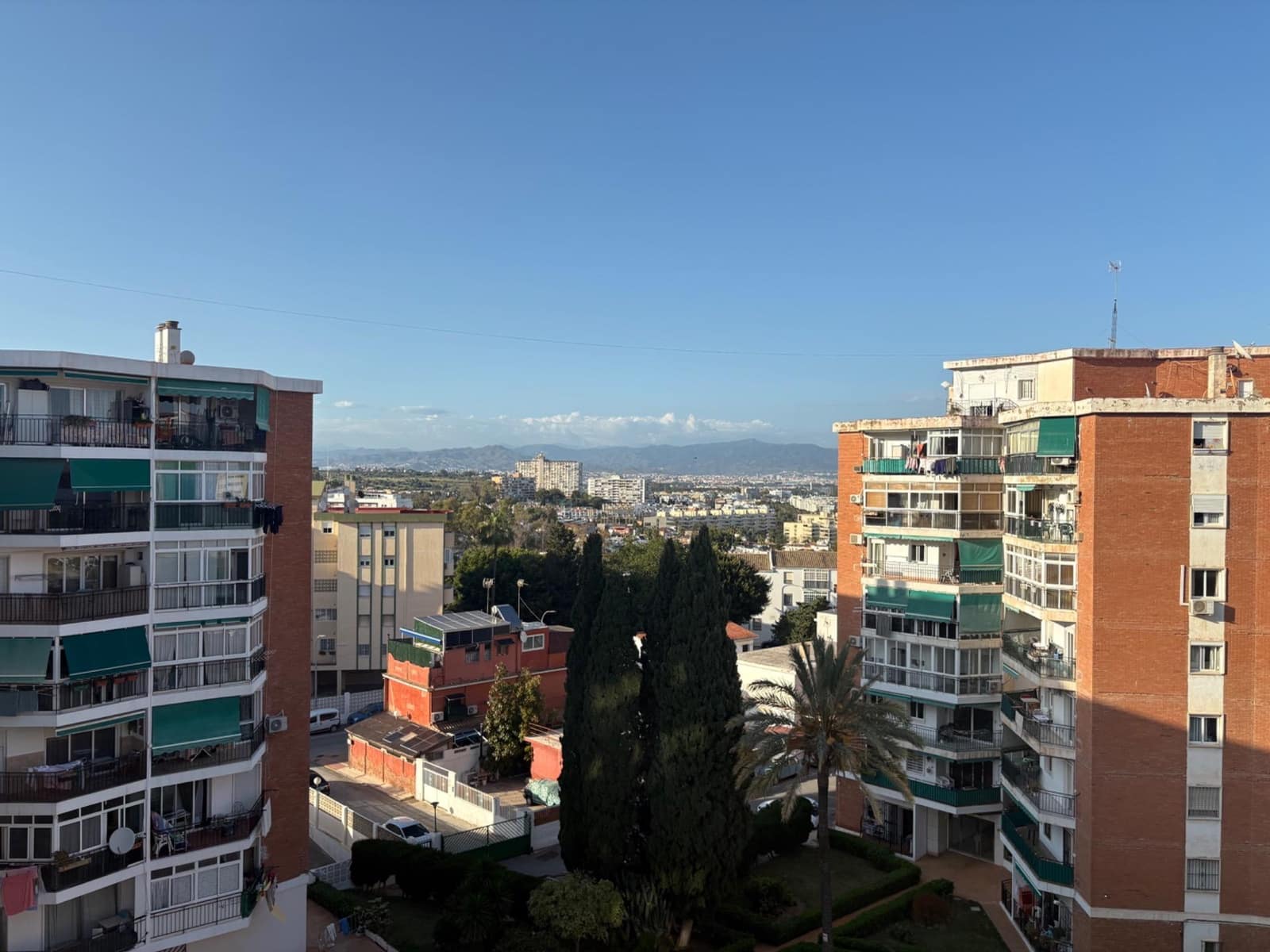 Yksiö vuokrattavana paikassa Torremolinos mukana uima-altaan - 780 € (Ref: 9801301)