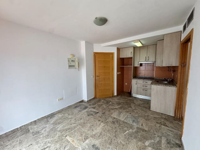 2 bedroom Flat for sale in Benalmádena pueblo, Benalmádena - € 315,000 (Ref: 9804248)