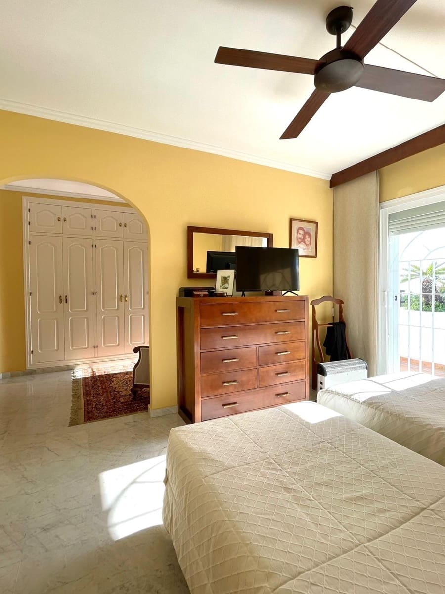 4 camera da letto Villetta a Schiera in vendita in Arroyo de la Miel con piscina garage - 519.000 € (Rif: 9806424)