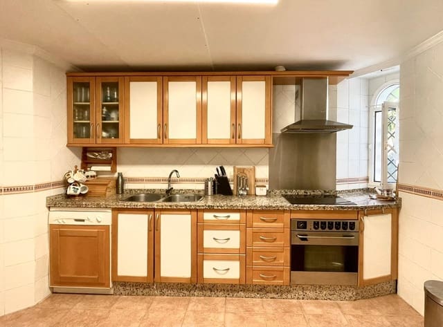 4 camera da letto Villetta a Schiera in vendita in Arroyo de la Miel, Benalmádena con piscina garage - 519.000 € (Rif: 9806424)