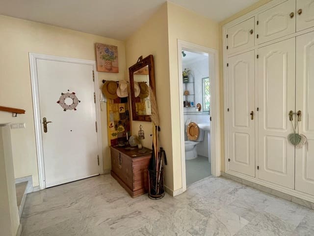 4 camera da letto Villetta a Schiera in vendita in Arroyo de la Miel, Benalmádena con piscina garage - 519.000 € (Rif: 9806424)