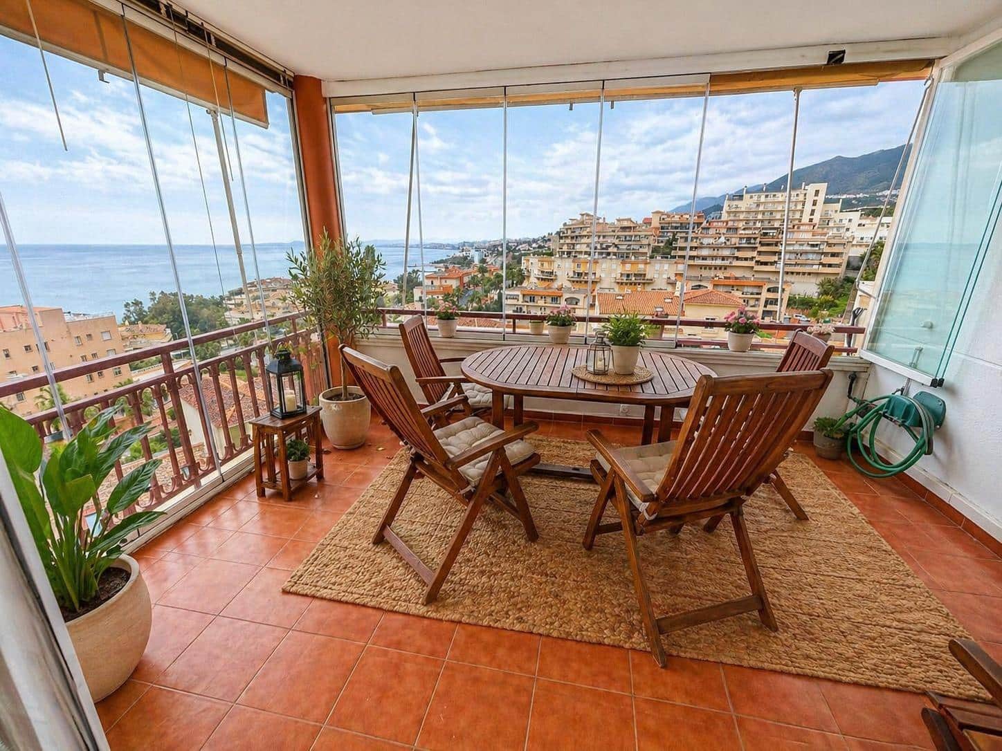 3 quarto Apartamento para venda em Torrequebrada com piscina garagem - 498 000 € (Ref: 9806425)
