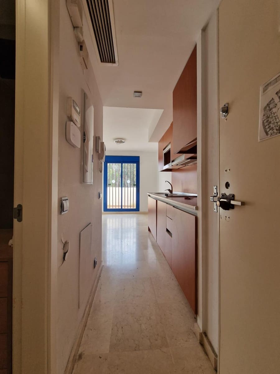 1 sypialnia Penthouse na sprzedaż w Torrequebrada z basenem garażem - 299 000 € (Ref: 9815815)