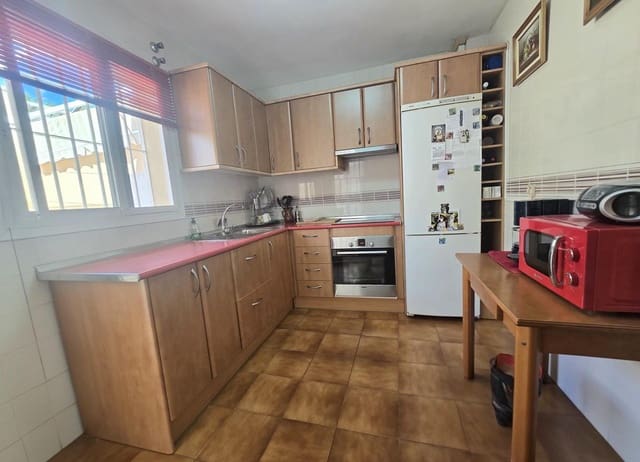4 sypialnia Dom szeregowy na sprzedaż w Torremolinos z basenem garażem - 550 000 € (Ref: 9815816)