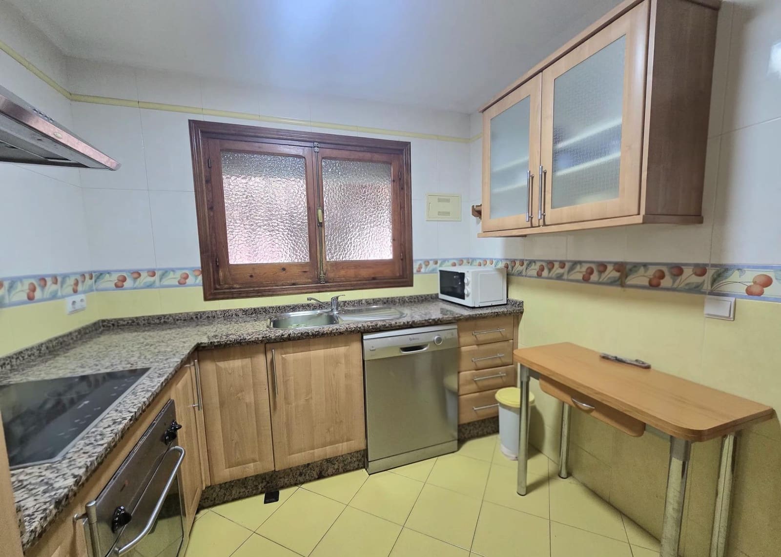 Casa de 2 habitaciones en Torremolinos en venta con garaje - 296.000 € (Ref: 9815817)