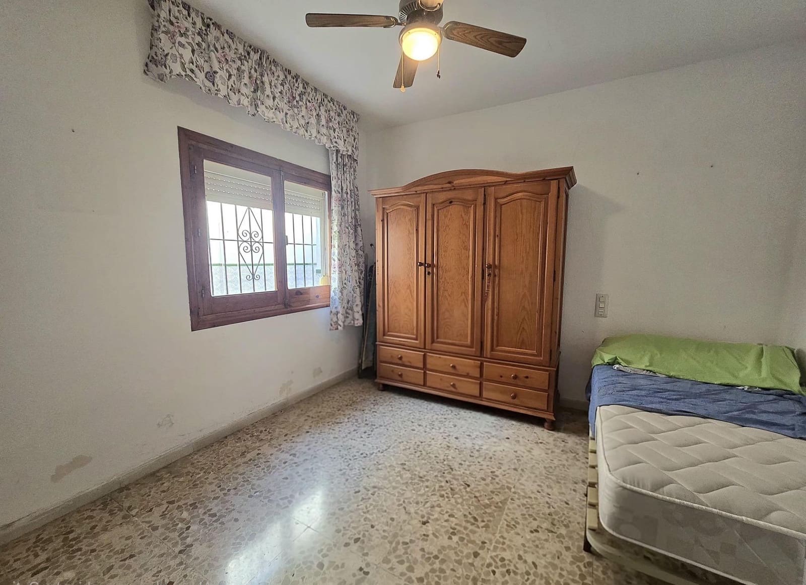 Casa de 2 habitaciones en Torremolinos en venta con garaje - 296.000 € (Ref: 9815817)