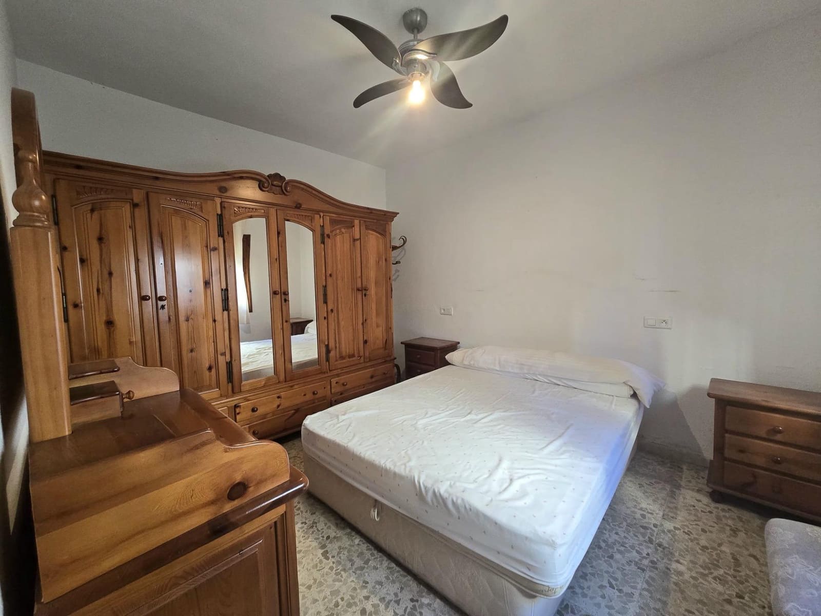 Casa de 2 habitaciones en Torremolinos en venta con garaje - 296.000 € (Ref: 9815817)