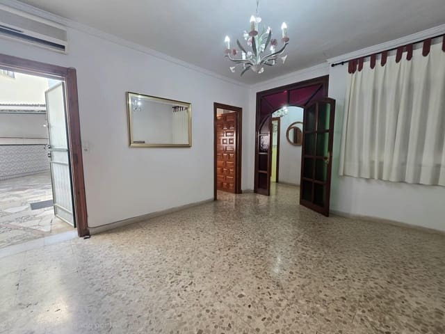 Casa de 2 habitaciones en Torremolinos en venta con garaje - 296.000 € (Ref: 9815817)