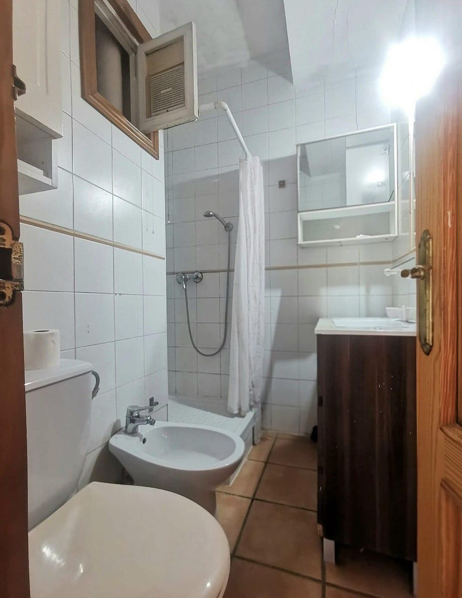3 bedroom Flat for sale in Torremolinos - € 205,000 (Ref: 9820727)
