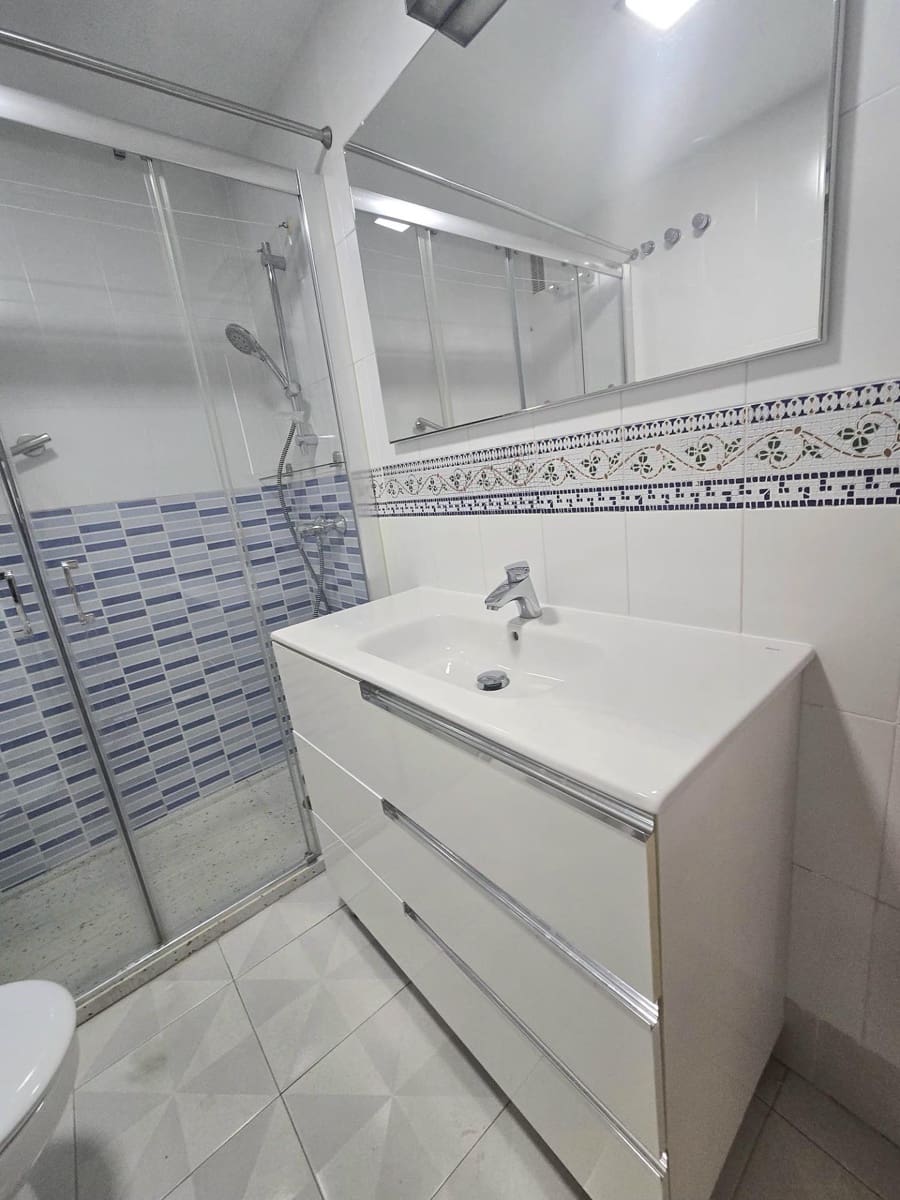 2 bedroom Flat for sale in Torremolinos with pool garage - € 318,000 (Ref: 9822849)