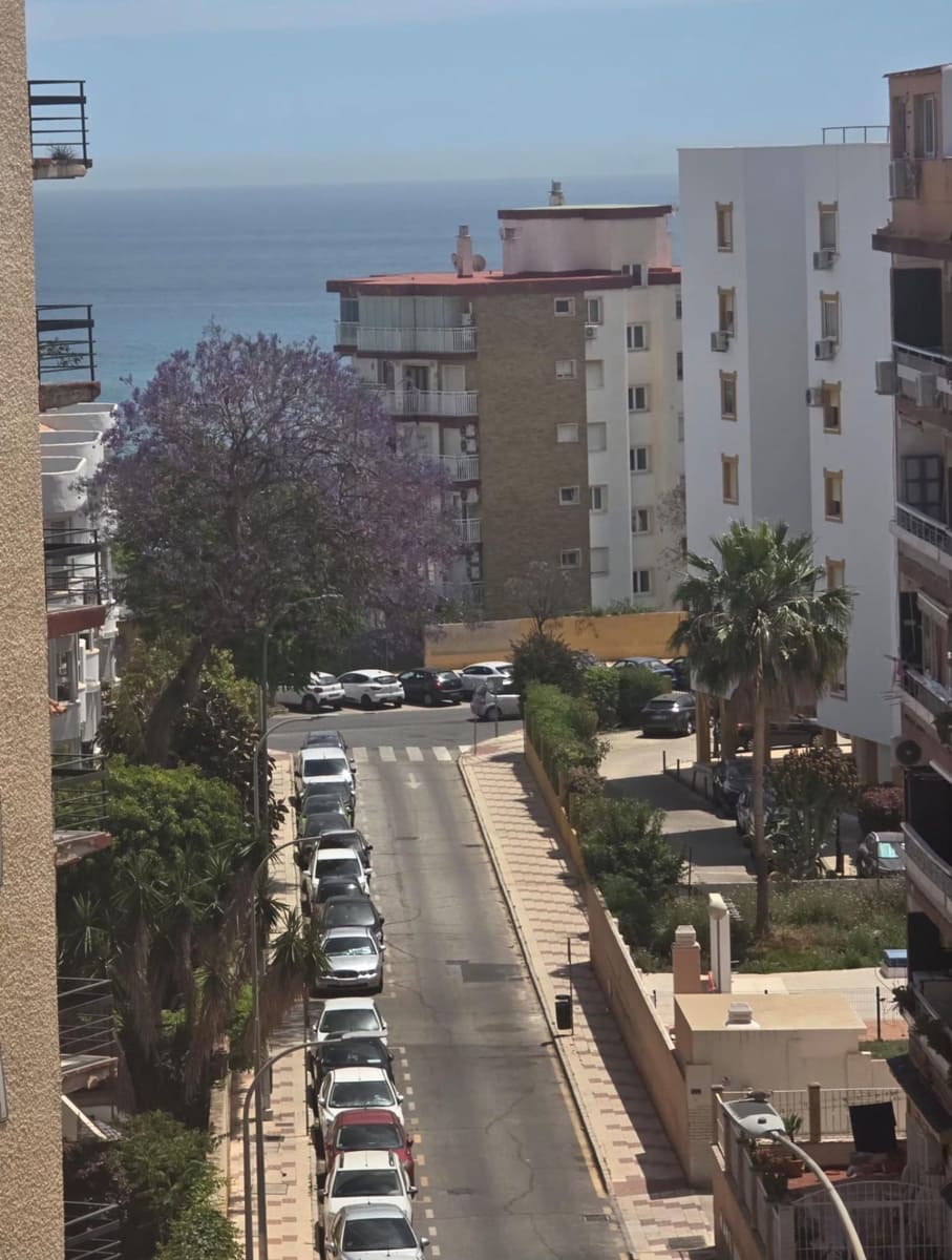 2 bedroom Flat for sale in Torremolinos with pool garage - € 318,000 (Ref: 9822849)