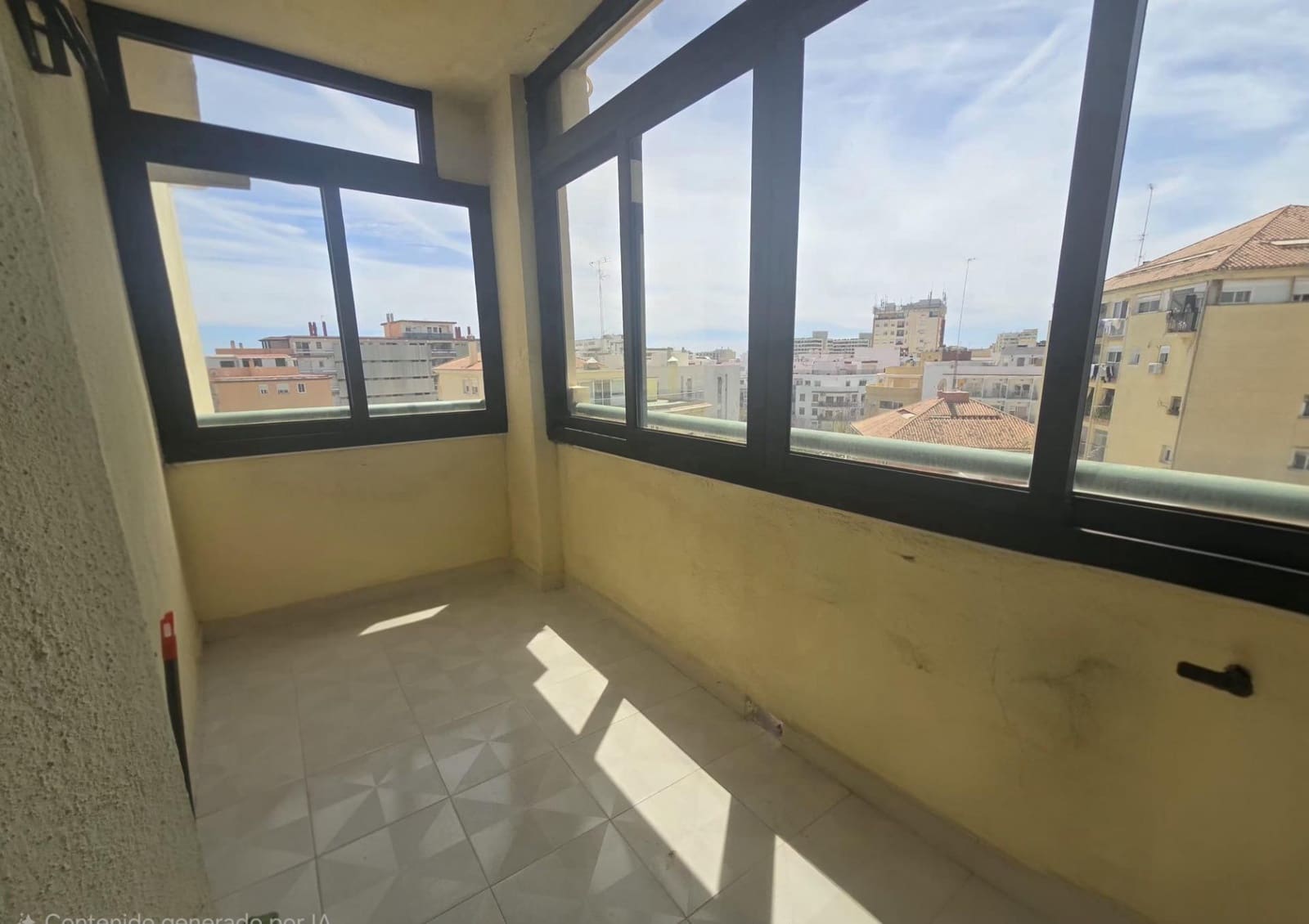 2 bedroom Flat for sale in Torremolinos with pool garage - € 318,000 (Ref: 9822849)
