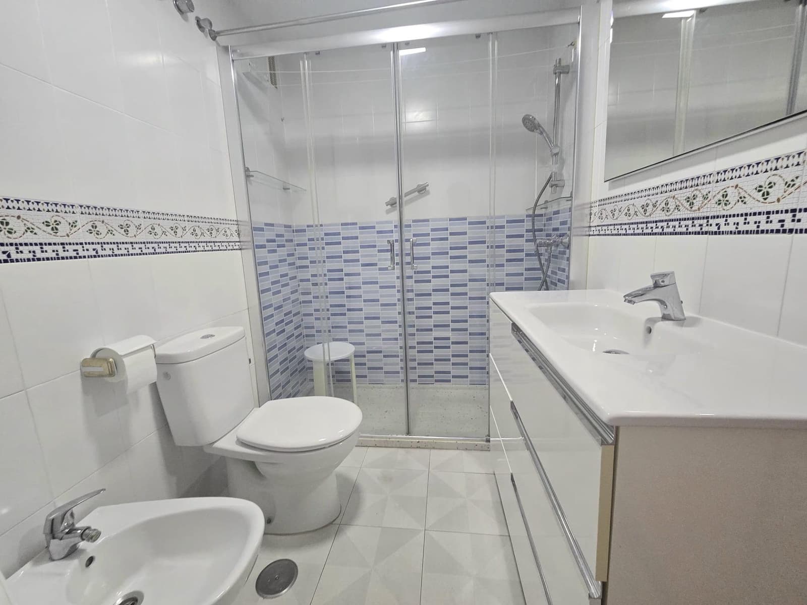 2 bedroom Flat for sale in Torremolinos with pool garage - € 318,000 (Ref: 9822849)