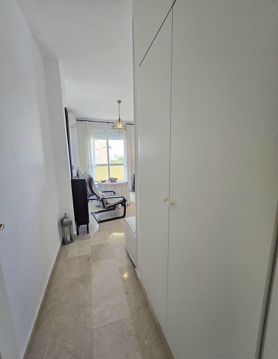 3 sypialnia Mieszkanie na sprzedaż w Fuengirola z basenem garażem - 449 000 € (Ref: 9829038)