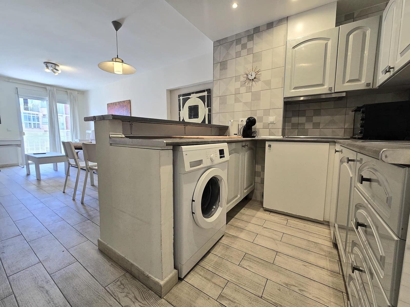 1 makuuhuone Asunto myytävänä paikassa Benalmadena mukana uima-altaan - 219 000 € (Ref: 9831305)