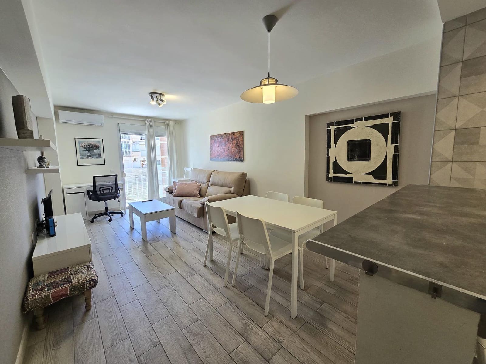 1 makuuhuone Asunto myytävänä paikassa Benalmadena mukana uima-altaan - 219 000 € (Ref: 9831305)