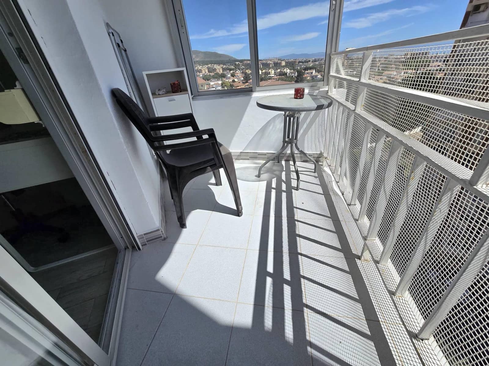 1 makuuhuone Asunto myytävänä paikassa Benalmadena mukana uima-altaan - 219 000 € (Ref: 9831305)