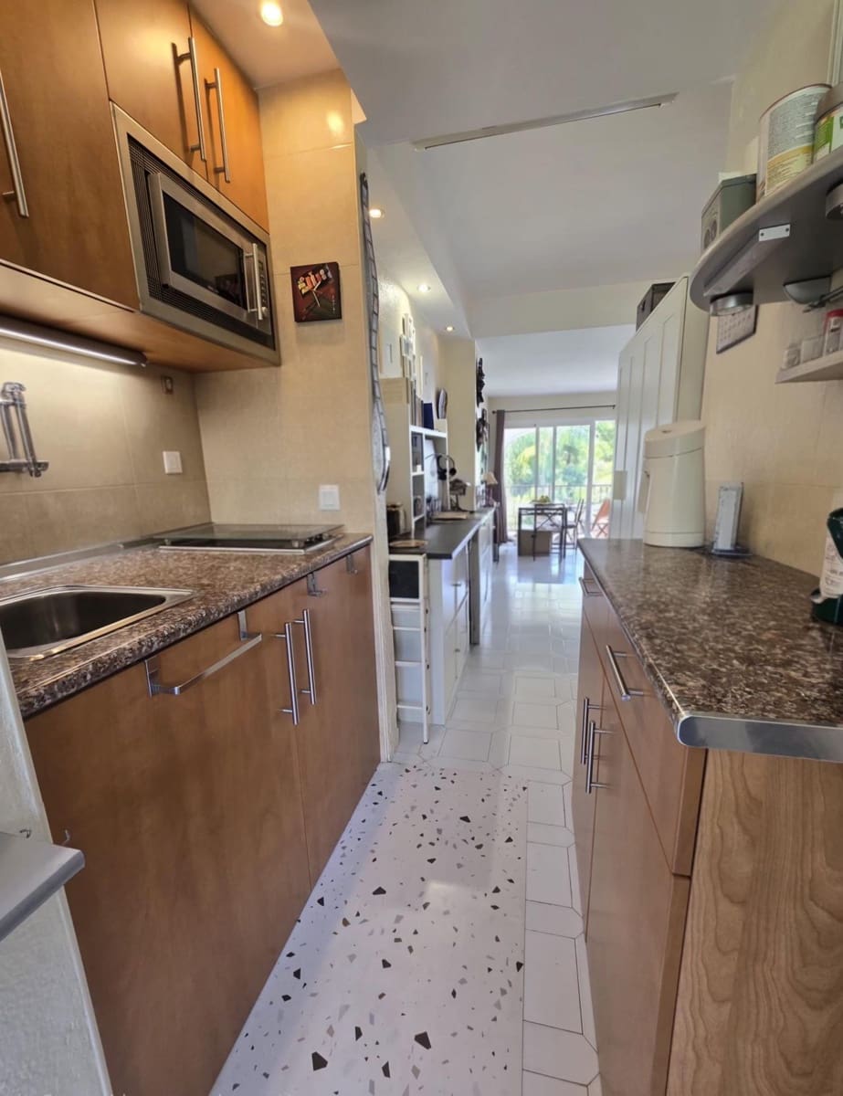 Studio for sale in Riviera del Sol - € 248,000 (Ref: 9831306)