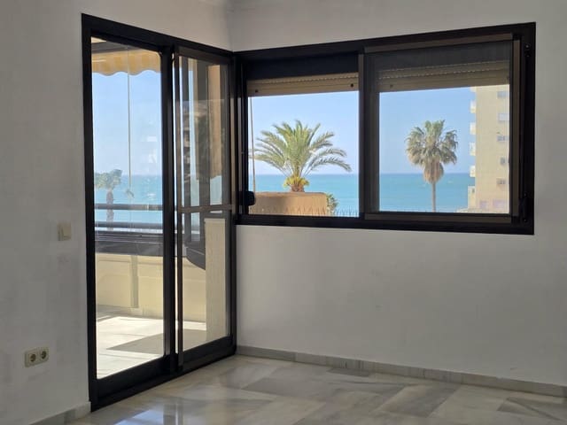 3 soveværelse Lejlighed til salg i Torremolinos med swimmingpool garage - € 745.000 (Ref: 9839172)