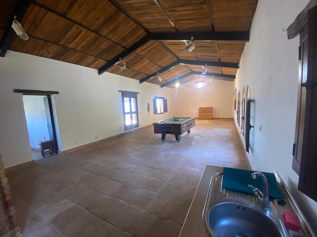 8 sypialnia Finka/Dom wiejski na sprzedaż w Ronda z garażem - 750 000 € (Ref: 9860046)