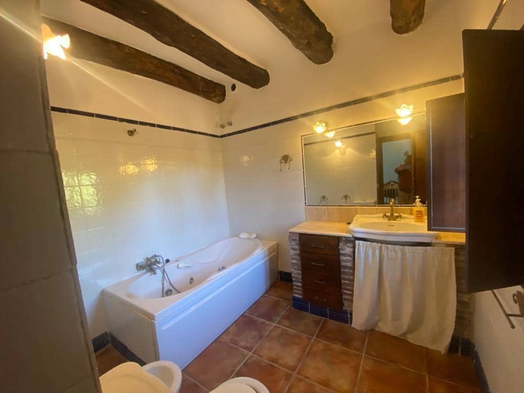 8 sypialnia Finka/Dom wiejski na sprzedaż w Ronda z garażem - 750 000 € (Ref: 9860046)