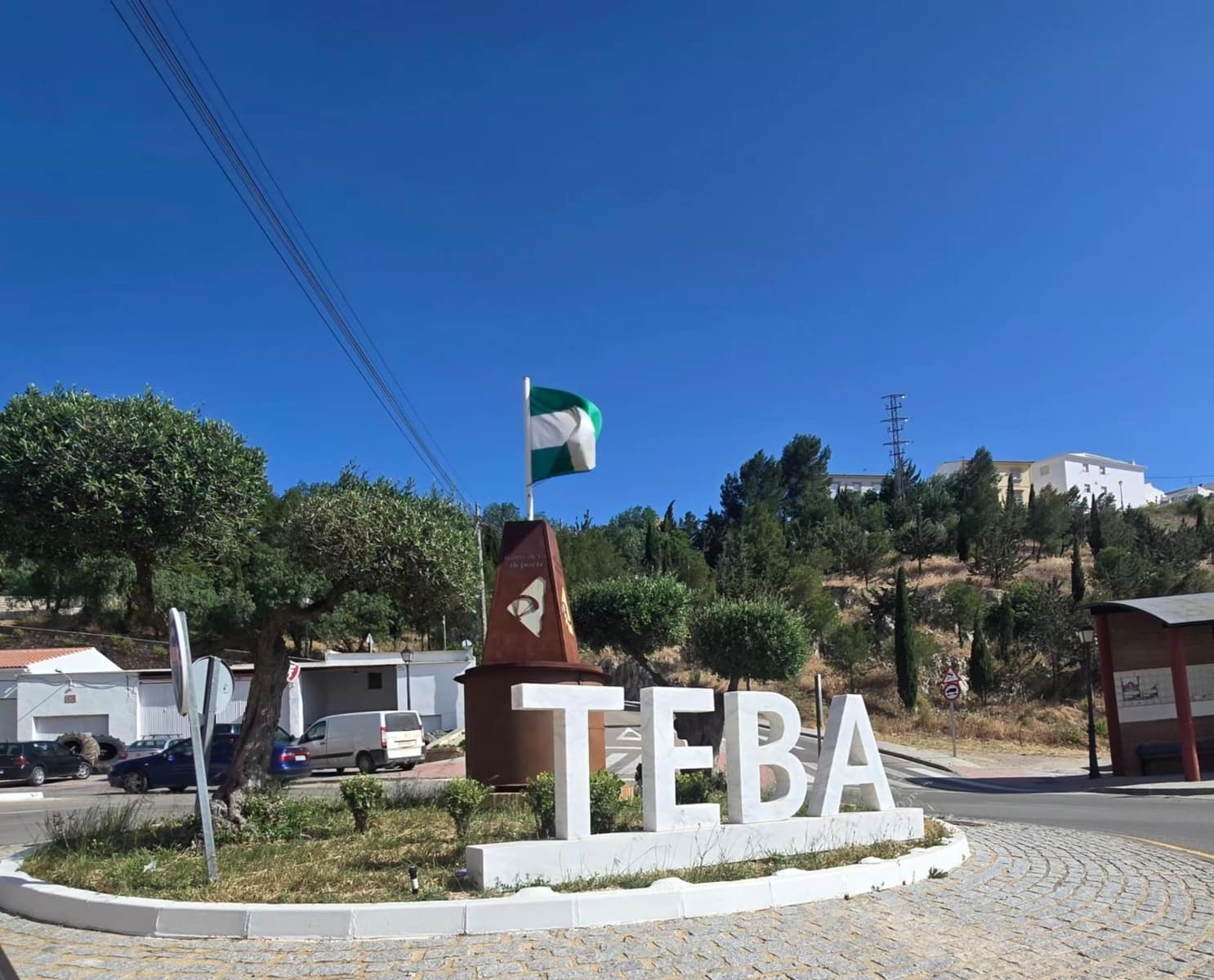 5 bedroom Townhouse for sale in Teba with garage - € 126,000 (Ref: 9865137)