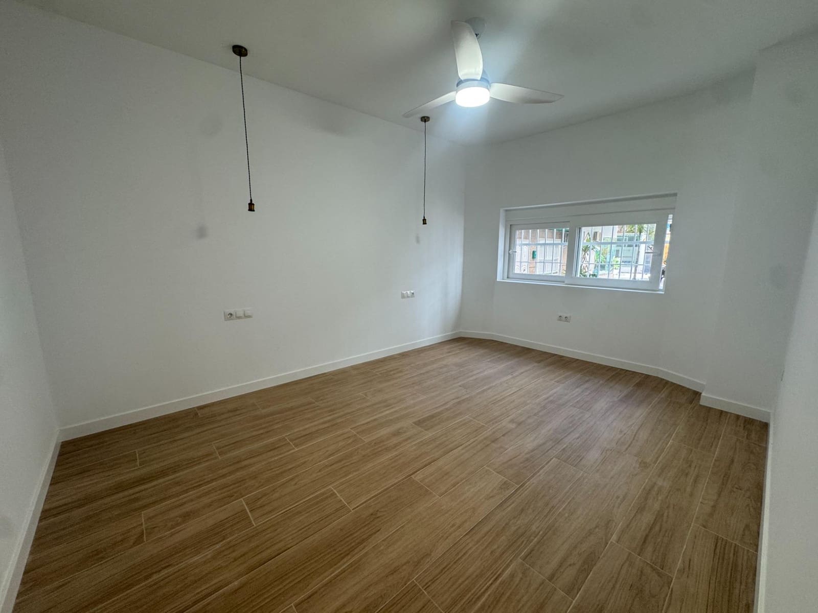 1 bedroom Apartment for rent in Torremolinos - € 950 (Ref: 9866943)