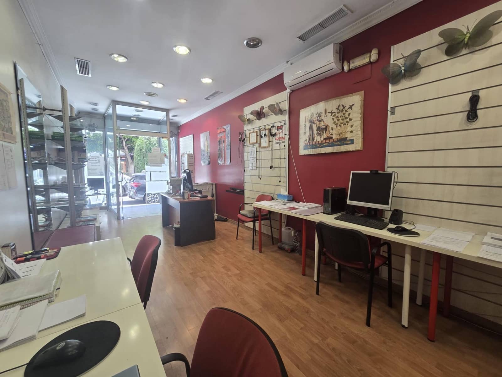 Local Comercial en Marbella en venta - 480.000 € (Ref: 9868536)