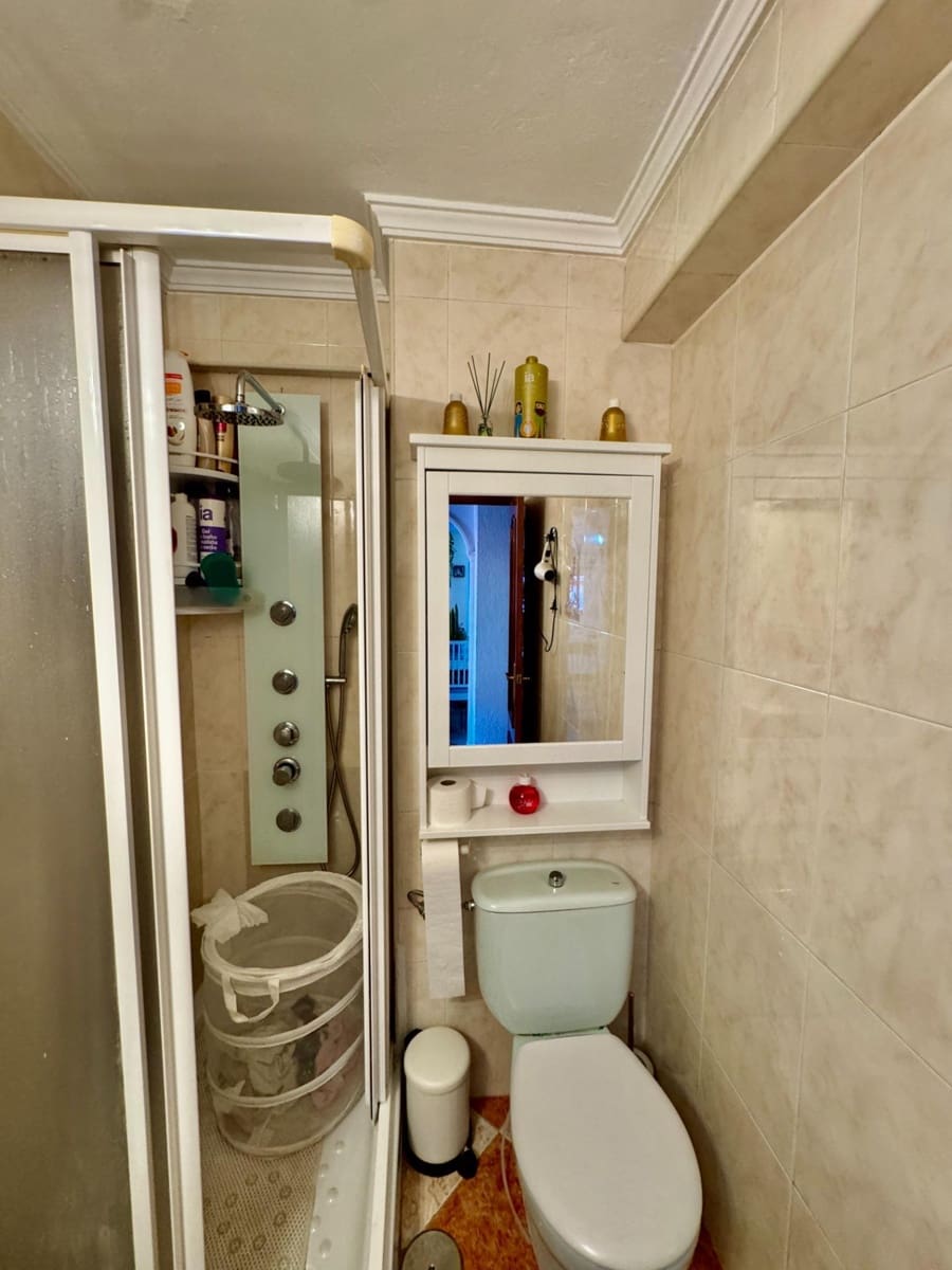 3 slaapkamer Flat te koop in Malaga stad - € 249.000 (Ref: 9873434)