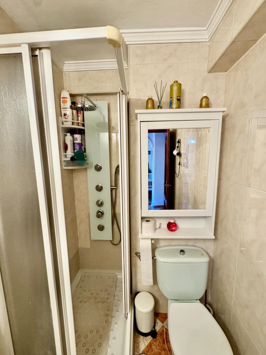 3 slaapkamer Flat te koop in Malaga stad - € 249.000 (Ref: 9873434)