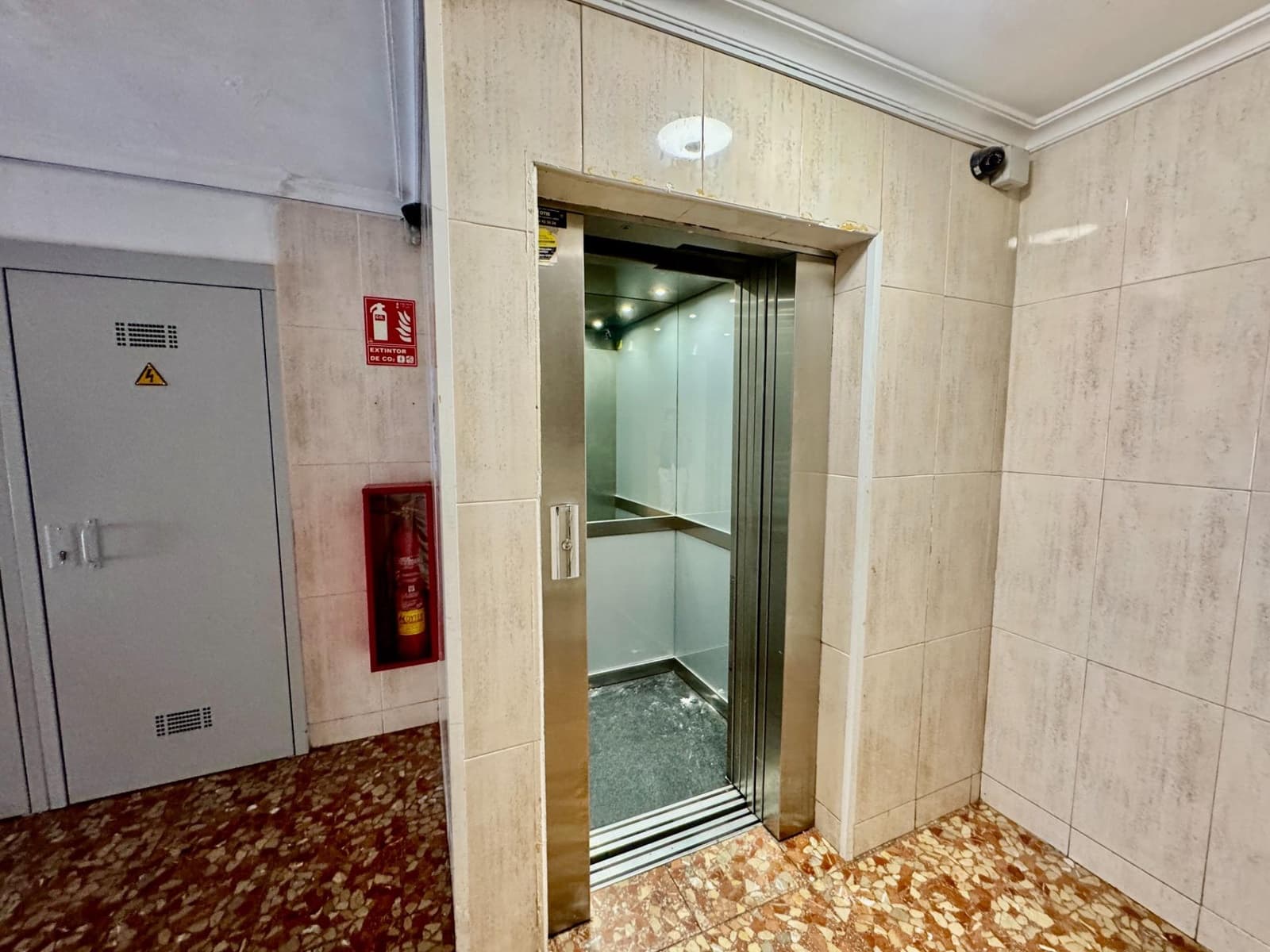 3 slaapkamer Flat te koop in Malaga stad - € 249.000 (Ref: 9873434)