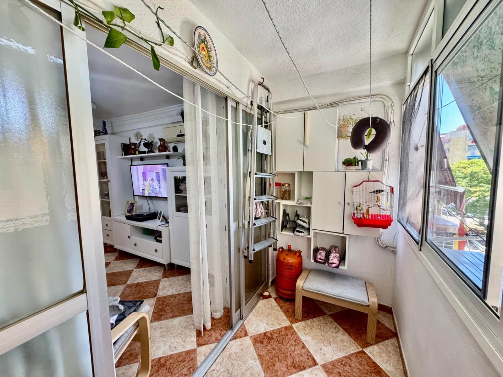 3 slaapkamer Flat te koop in Malaga stad - € 249.000 (Ref: 9873434)