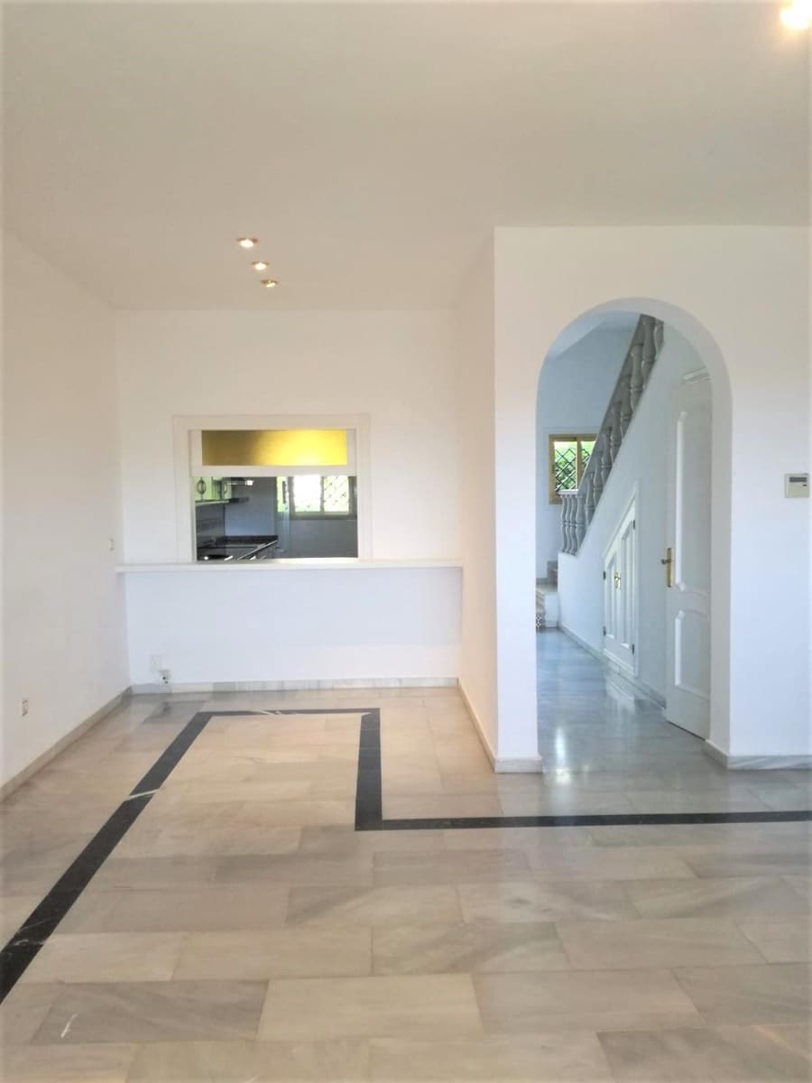 3 camera da letto Villetta a Schiera in vendita in Torrequebrada con piscina garage - 520.000 € (Rif: 9873435)