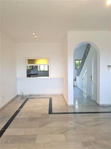 3 camera da letto Villetta a Schiera in vendita in Nueva Torrequebrada, Benalmádena con piscina garage - 520.000 € (Rif: 9873435)