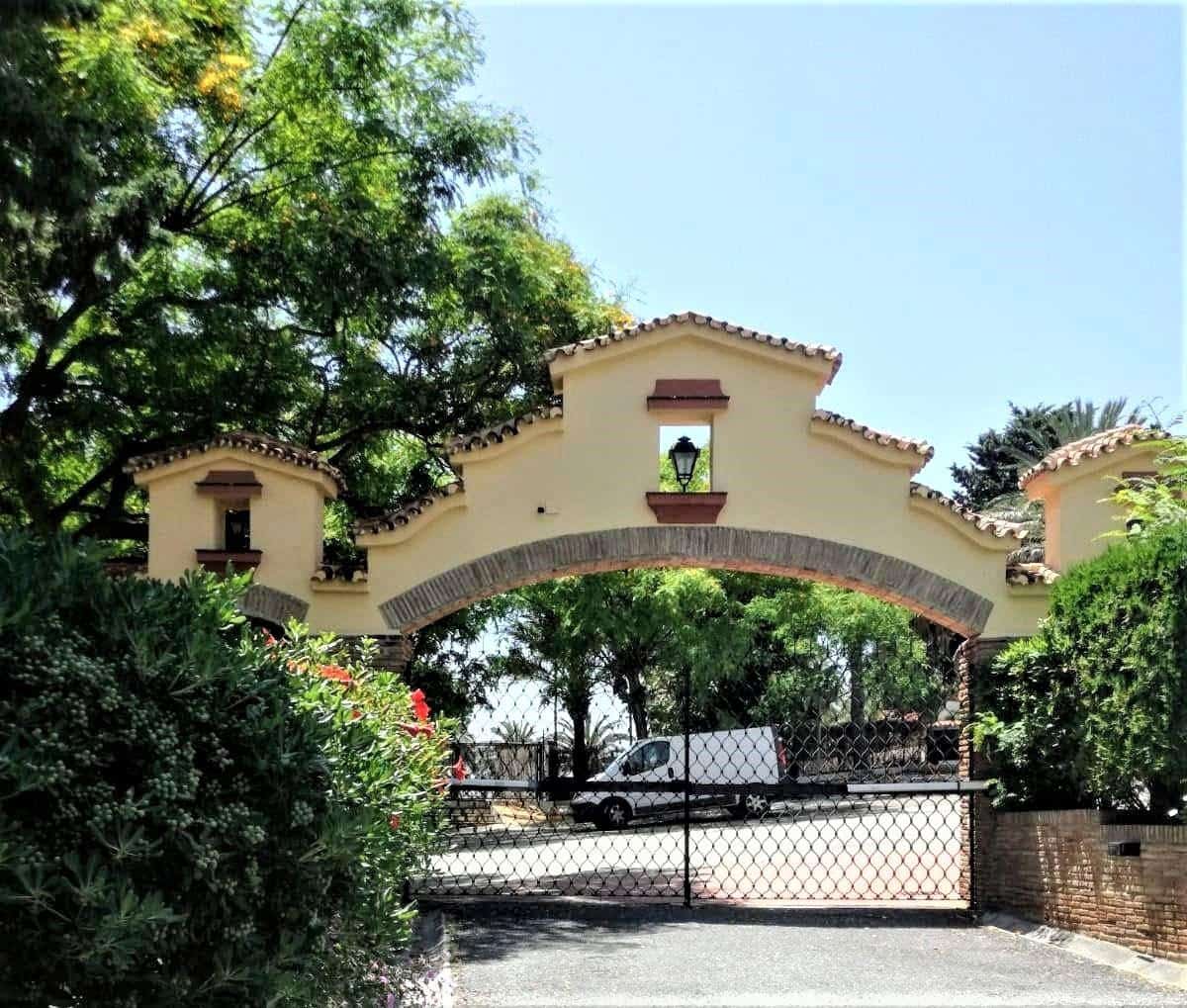 3 camera da letto Villetta a Schiera in vendita in Torrequebrada con piscina garage - 520.000 € (Rif: 9873435)