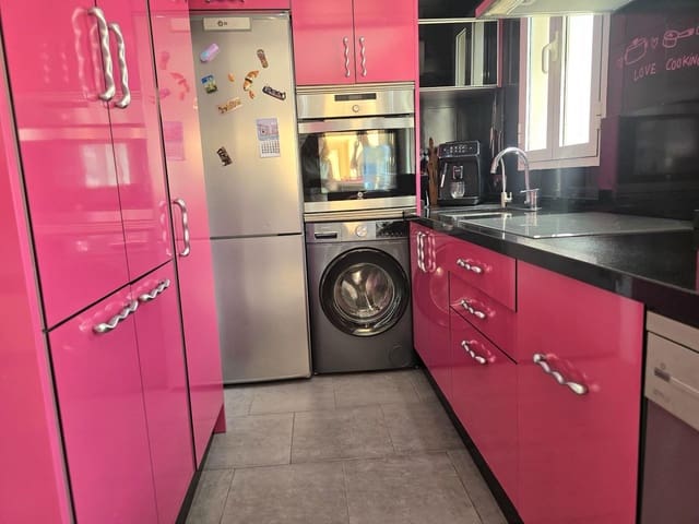 2 soveværelse Lejlighed til salg i Torrequebrada, Benalmádena med swimmingpool garage - € 375.000 (Ref: 9876350)