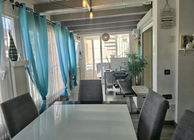 2 soveværelse Lejlighed til salg i Torrequebrada, Benalmádena med swimmingpool garage - € 375.000 (Ref: 9876350)